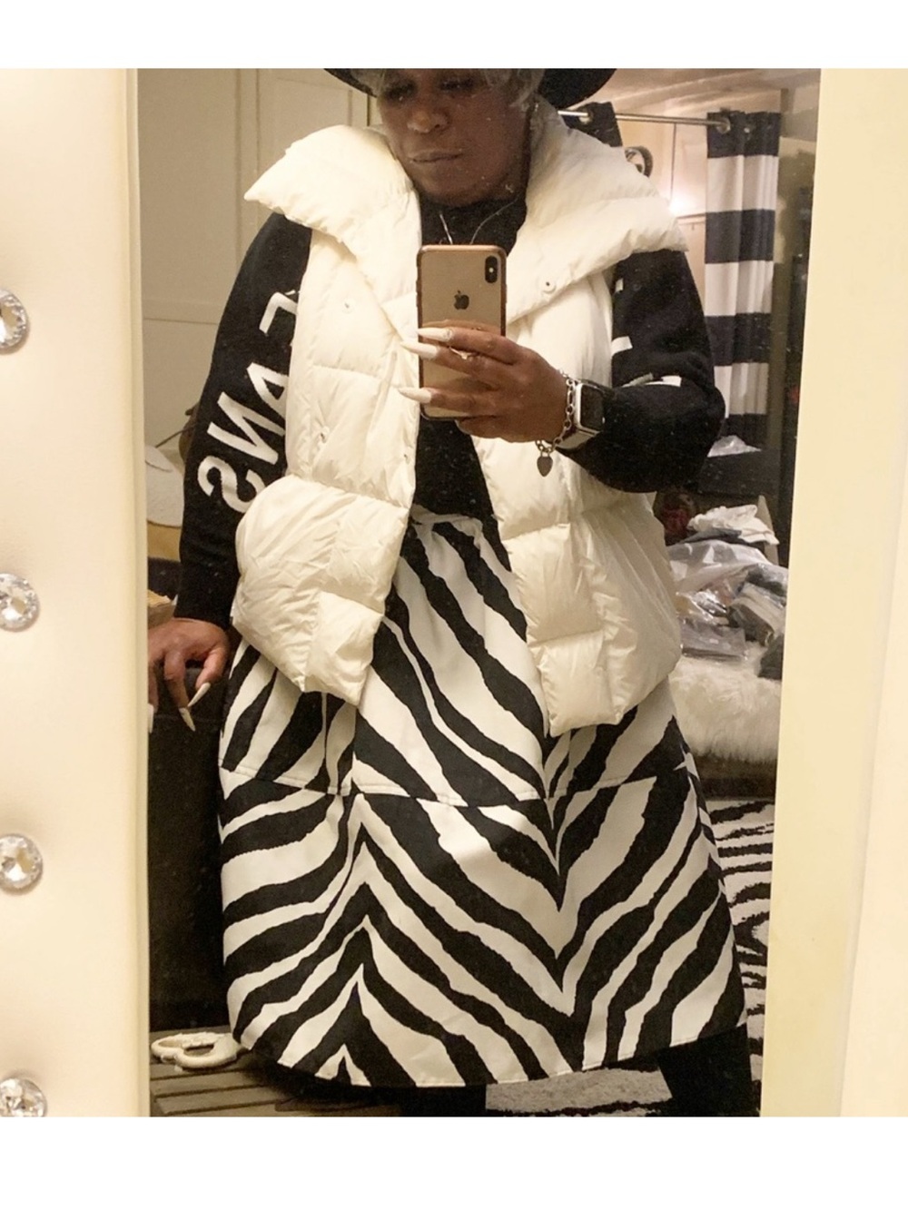 Liz Claiborne White Quilted Puffer Vest